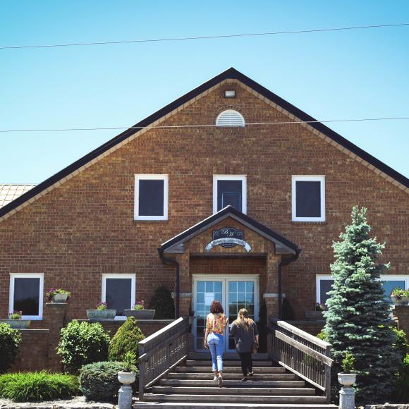 Blueberry hill winery outlet