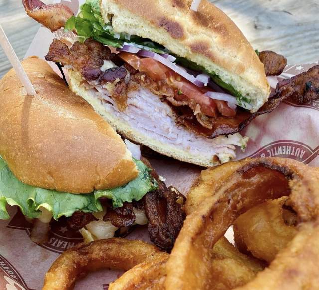 Hoss's Deli