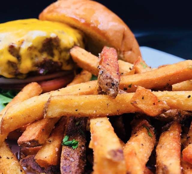 Craft 60 Taphouse &amp; Grill