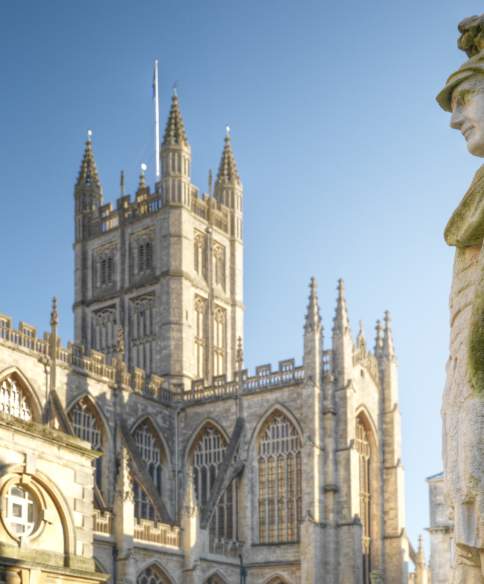 Roman Baths balcony with Bath Abbey in the background