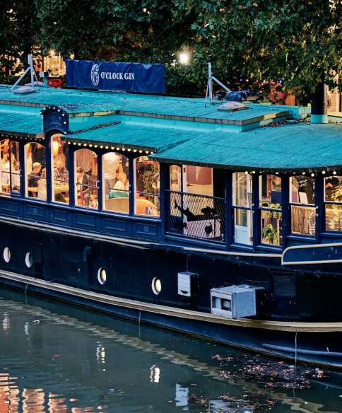 Bars and restaurants on boats in Bristol