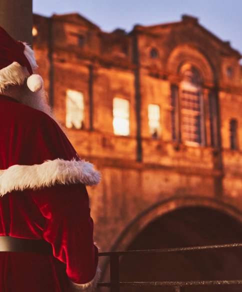 Bath at Christmas - Santa at Pulteney Bridge