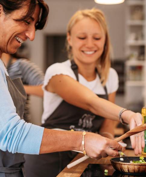 Two women at a cooking class in Bristol - credit Yuup