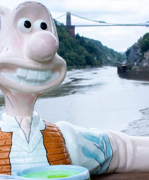 Explore Bristol by bus this summer with First Bus