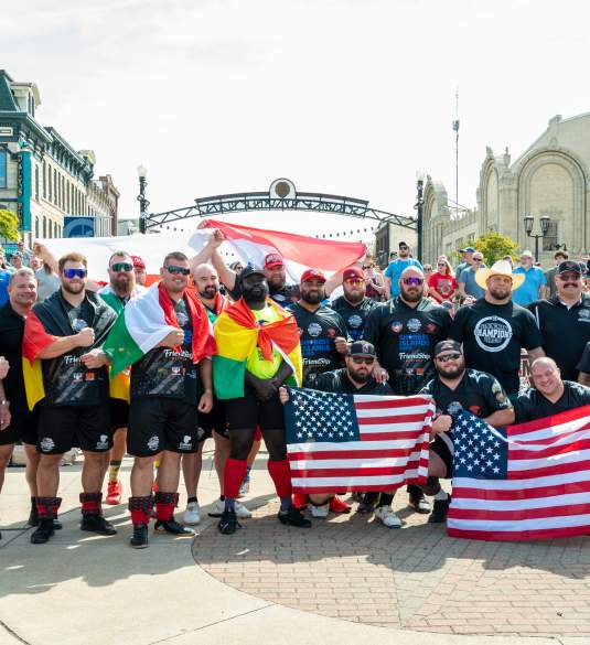 Strongman athletes group
