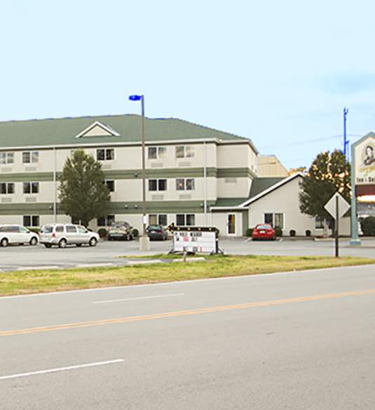 Commodore Perry Inn & Suites