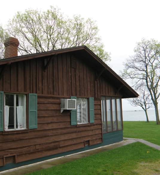 Island View Cottages