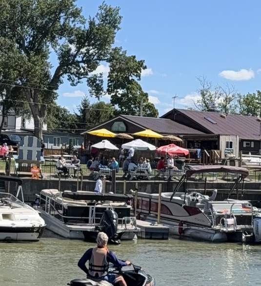 Rum Runners Cove Inn