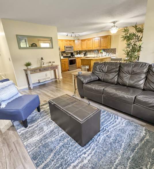 On Island Time at Kelleys