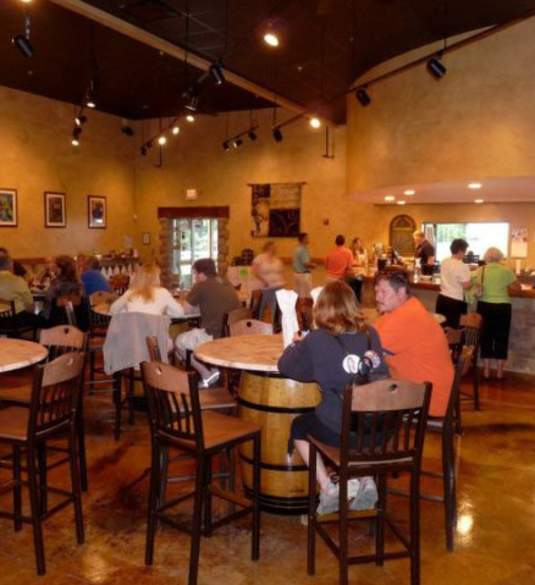 Paper Moon Vineyards