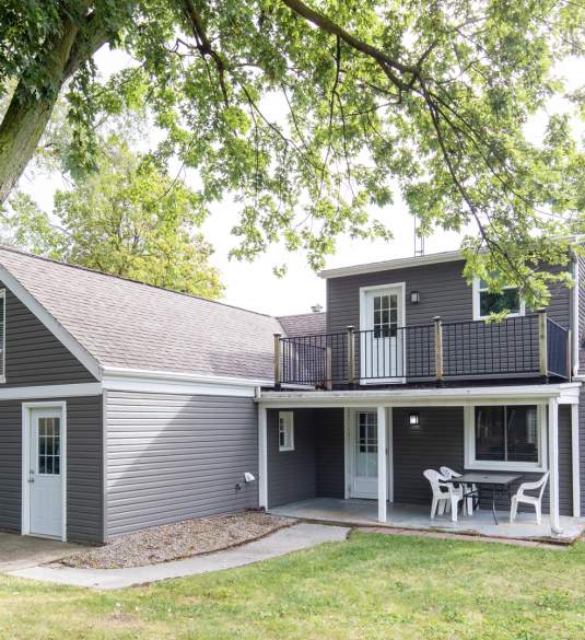 Charming Summer Cottage near the Lake and Cedar Point