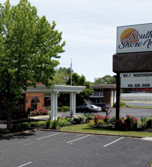 South Shore Inn