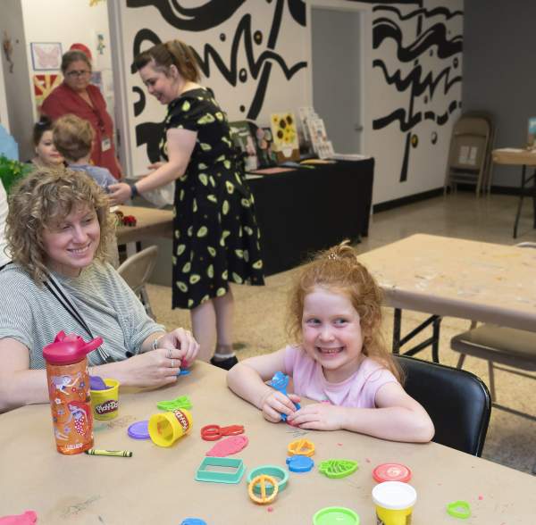 Art Start | Free Toddler Art Classes