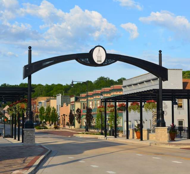 Downtown Algonquin