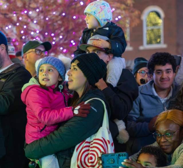 Hosting Friends and Family This Holiday Season? Your Bentonville Itinerary Starts Here
