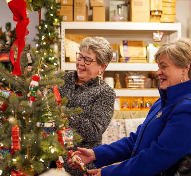 Bentonville's Holiday Square: Everything's a Stroll Away