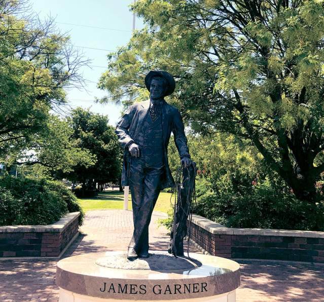 James Garner Statue
