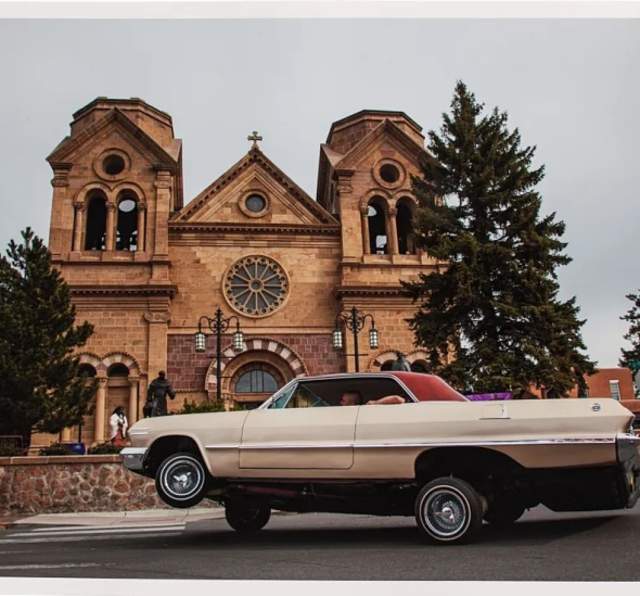 Corazón y Vida: Lowrider Culture in the United States