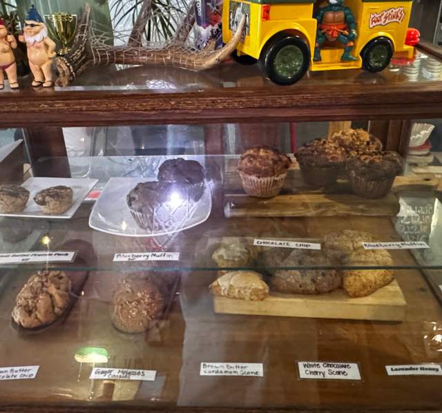 Tucknee Coffee Bakery