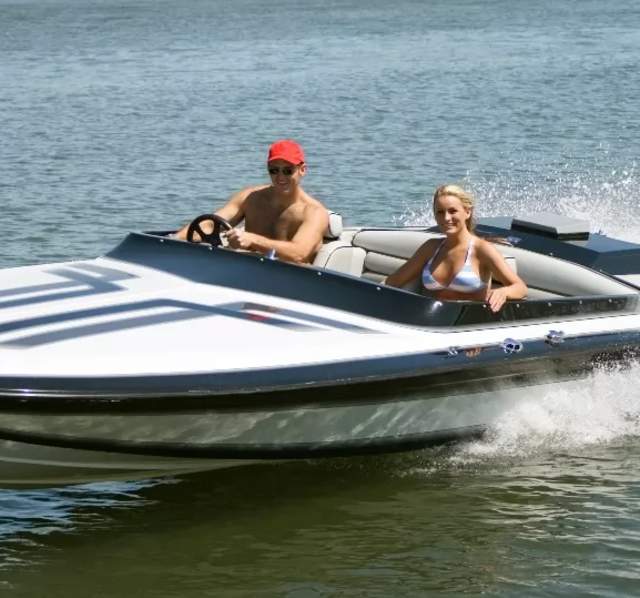boating_thinkstock78053684-Header