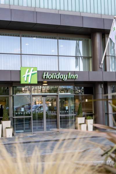Exteriror front of mediacity holiday inn