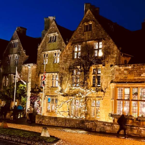 The Lygon Arms Festive Afternoon Tea in The Cotswolds