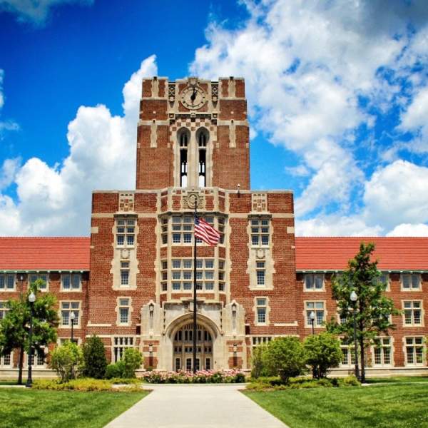 Exterior of the Historic Ayres Hall on the University of Tennessee Knoxville Campus