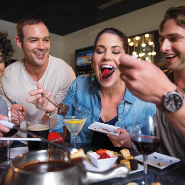 The Melting Pot - Orlando friends dining