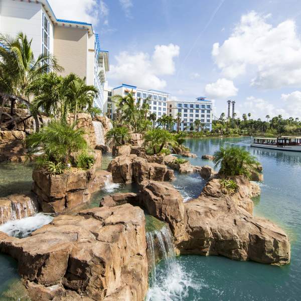 Loews Sapphire Falls Resort at Universal Orlando™ waterfall and lagoon