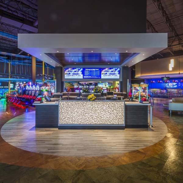 Main Event Orlando front desk