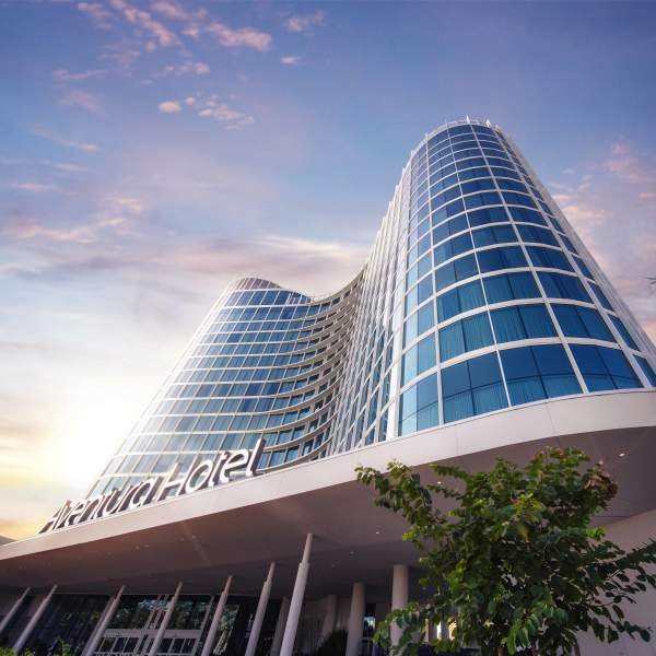 Universal's Aventura Hotel exterior
