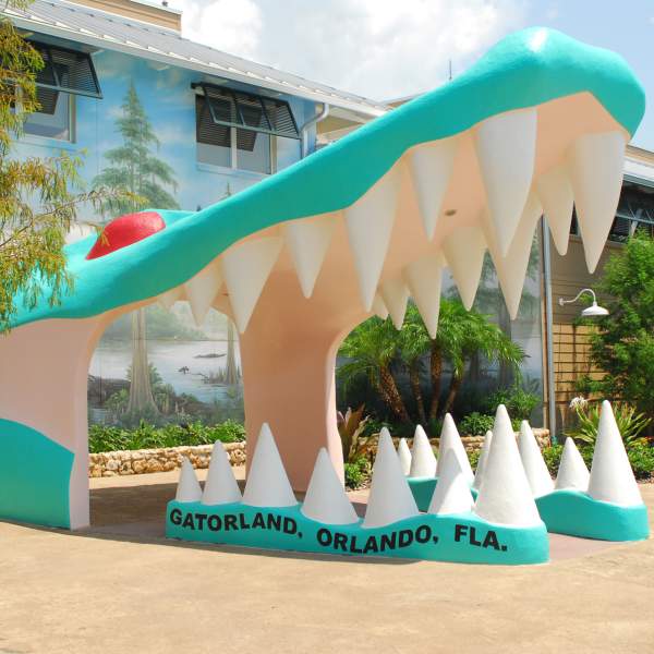 Gatorland entrance