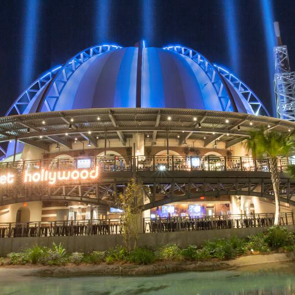 Planet Hollywood exterior