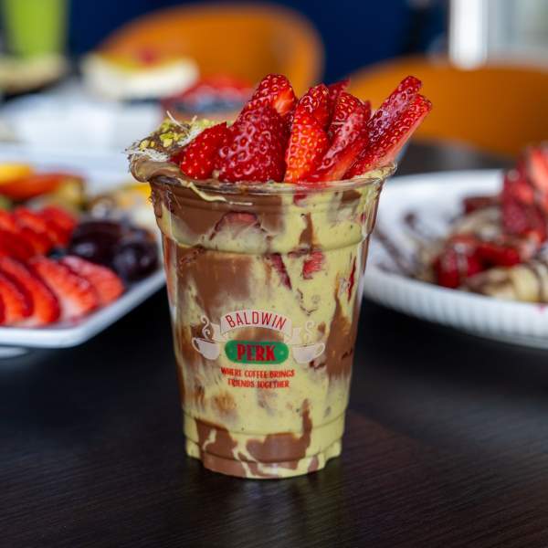 Dubai Chocolate strawberry cup from The French Cafe, Hamlin