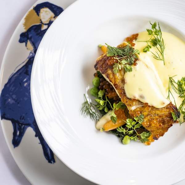 Smakfull rett dandert på en tallerken