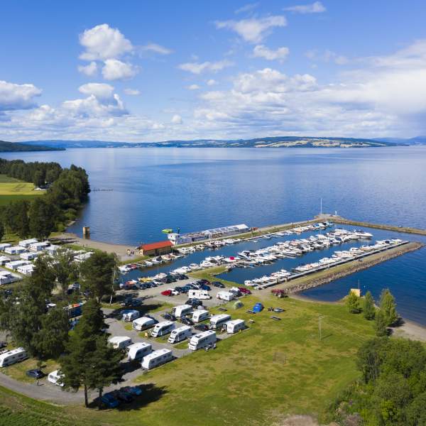 Evjua Strandpark, drone photo towards lake Mjøsa