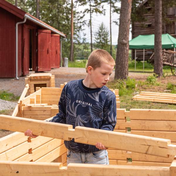 Liv i stuene på Odalstunet