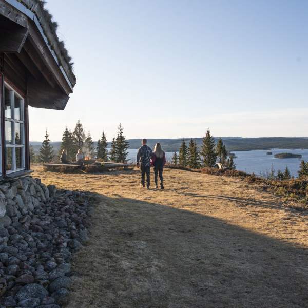 Utsikt og høststemning på Finnskogtoppen Spa- og Velværehotell