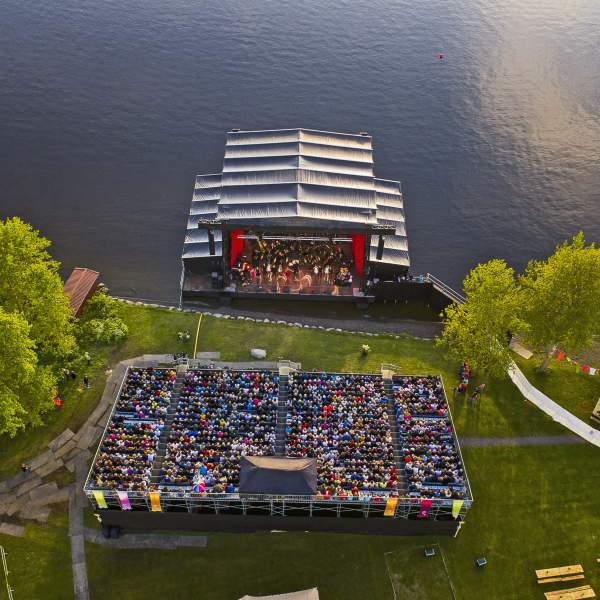 Operafest Røykenvik dronebilde