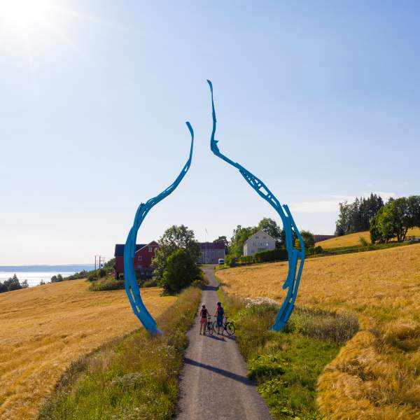 På sykkeltur ved Allium på Peder Balke-senteret