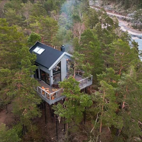 Tretopphytte sett ovenfra