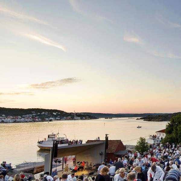 Concert at Stangholmen lighthouse in Risør