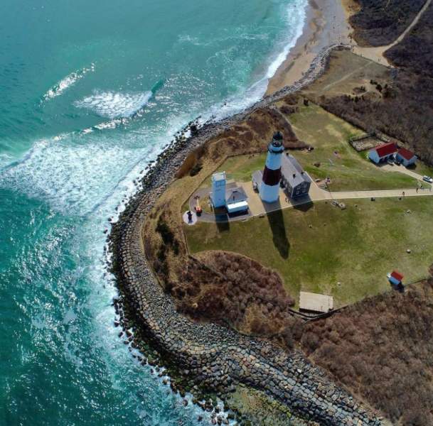 aerial-shot-of-montauk-lighthouse