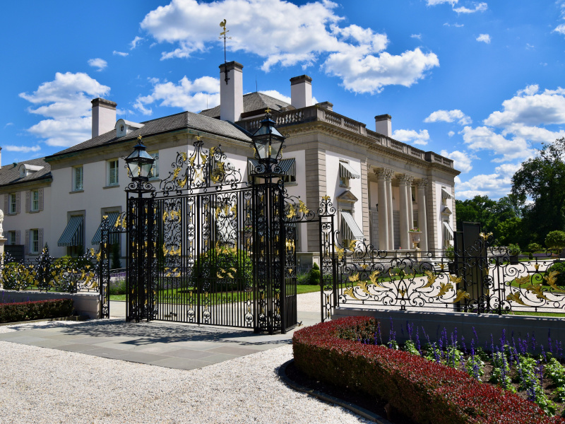 Nemours Estate