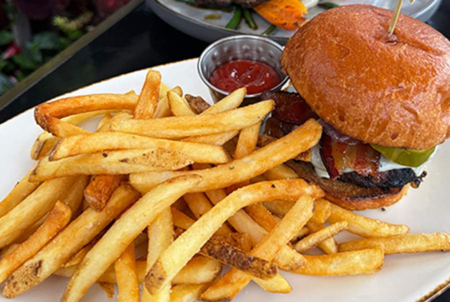 Snuff Mill I Love Burger