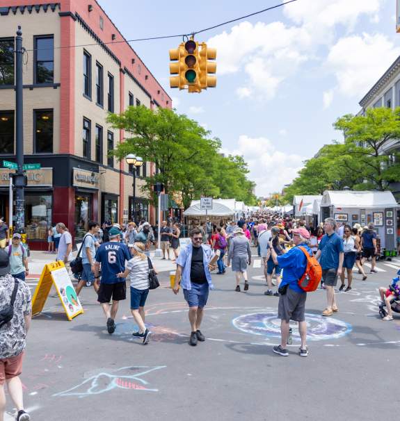 Crowds on Main Street during Ann Arbor Art Fair