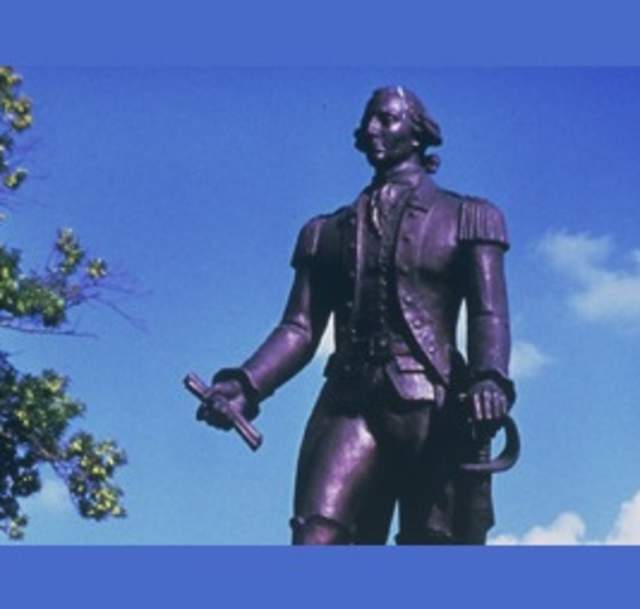 Marquis de Lafayette Statue