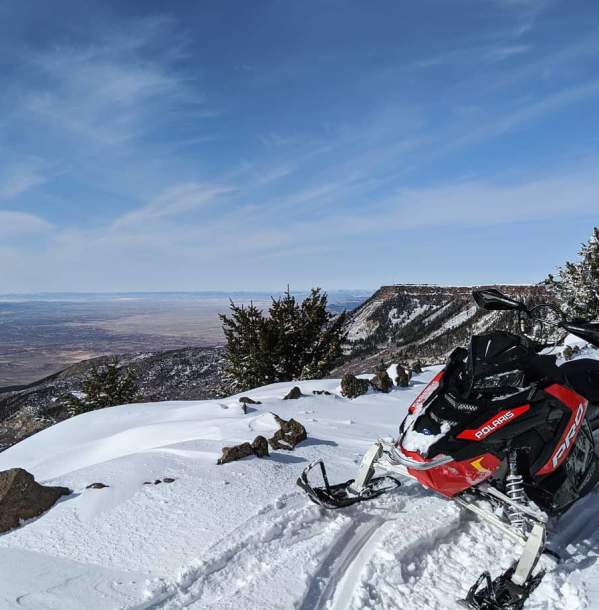 Guide to Snowmobiling in Grand Junction, Colorado!
