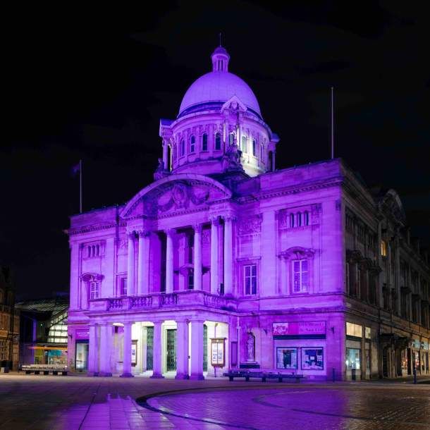 Hull city hall lit up purple