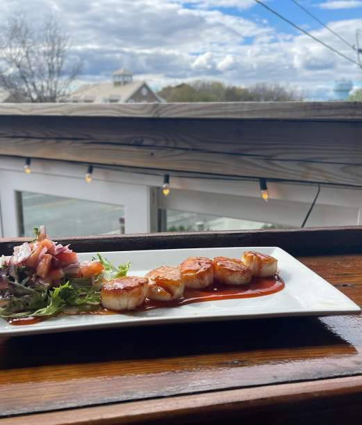 Roadside Bar & Grill